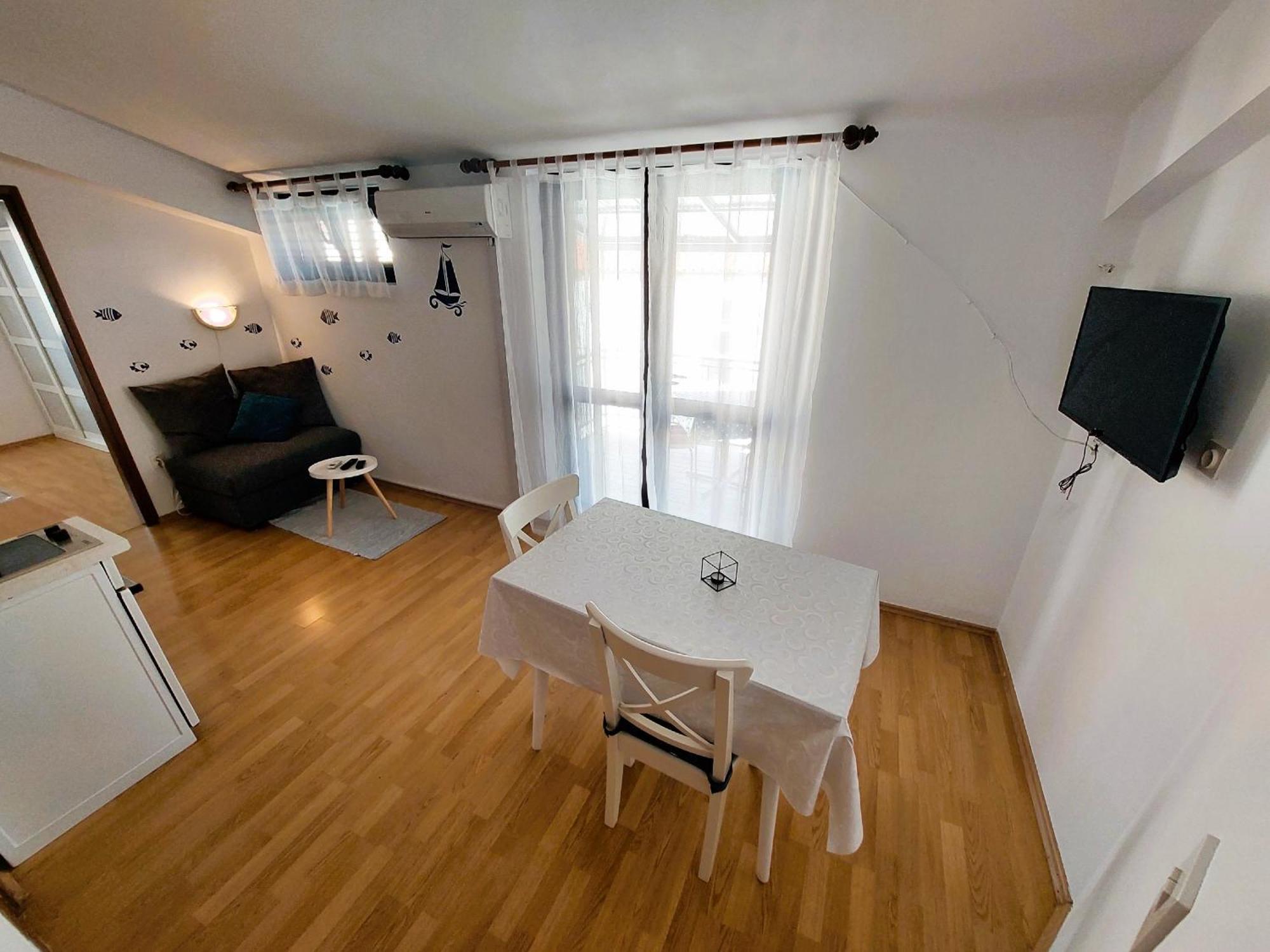 וודיצה Apartmani Markoc מראה חיצוני תמונה